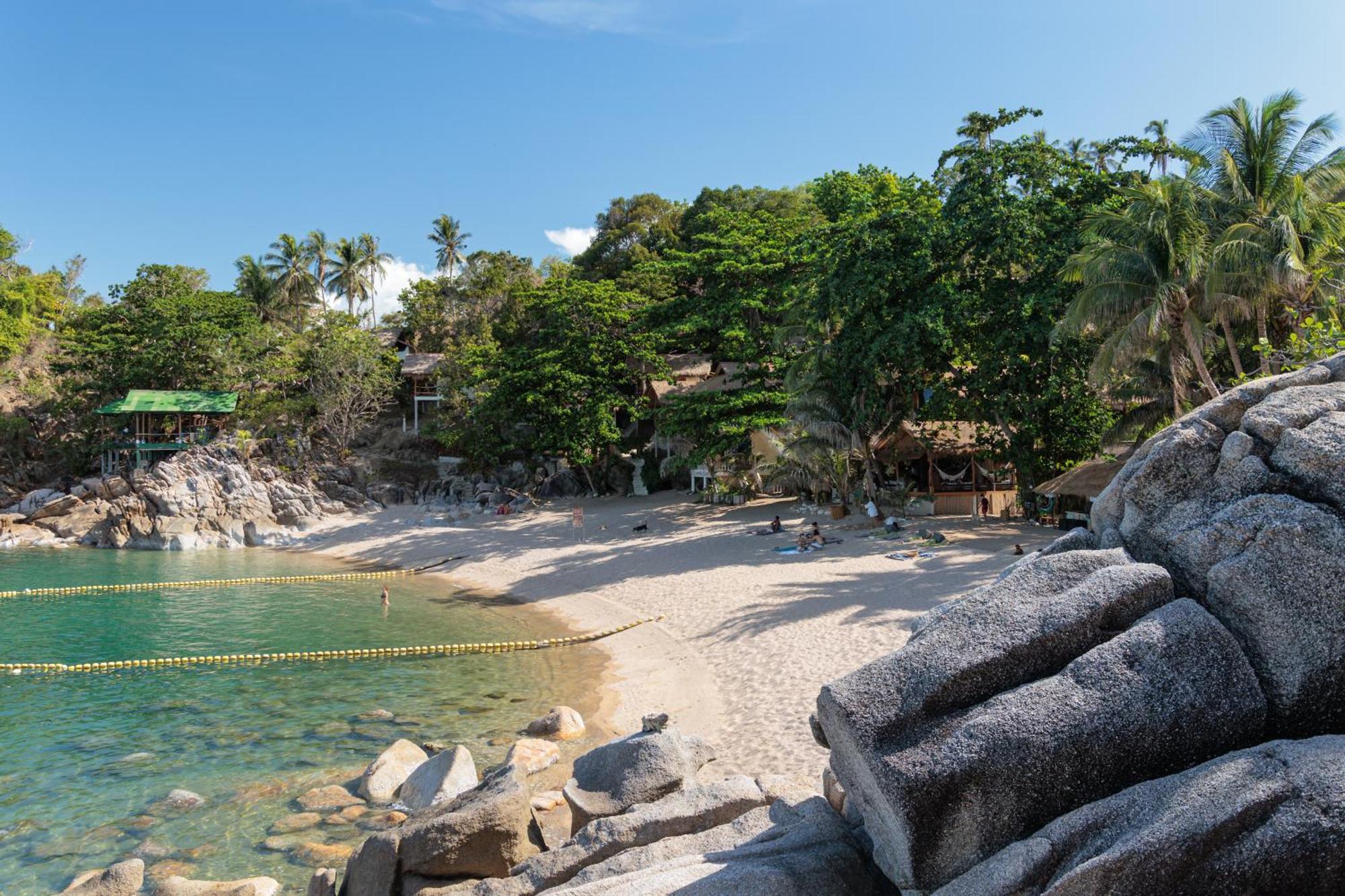 Why Nam Beach Hatjuan Kültér fotó