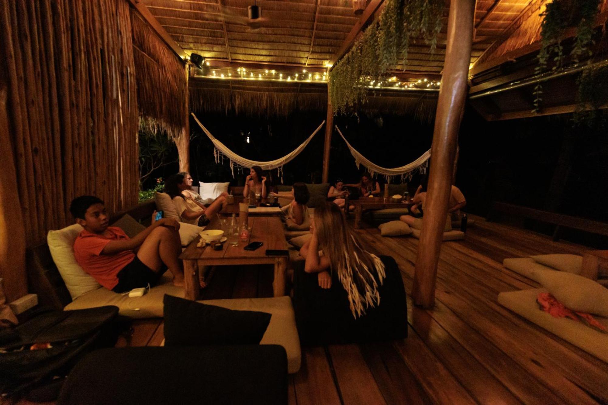 Why Nam Beach Hatjuan Kültér fotó